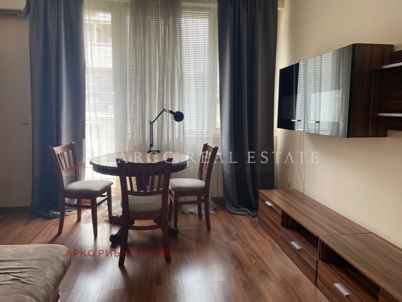 För uthyrning  2 sovrum Sofia , Krasno selo , 95 kvm | 31415005 - bild [2]