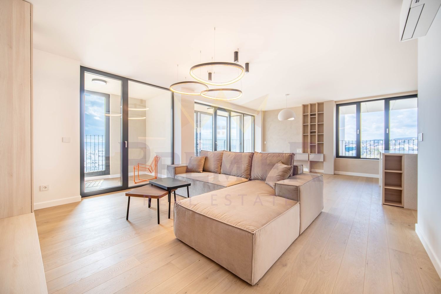 Дава под наем 4-СТАЕН, гр. Варна, Чайка, снимка 3 - Апартаменти - 54365542