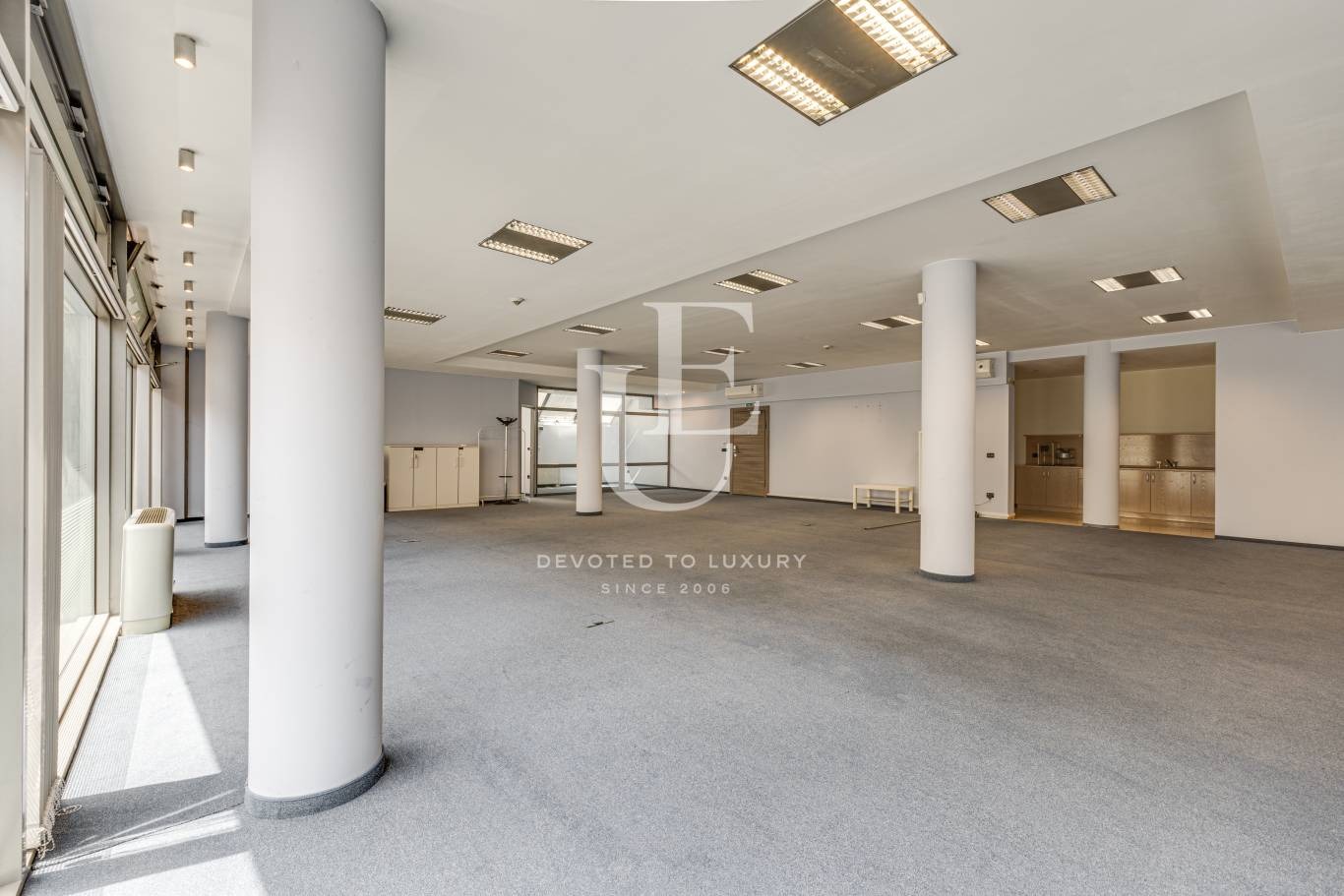 Дава под наем ОФИС, гр. София, Център, снимка 3 - Офиси - 54105735