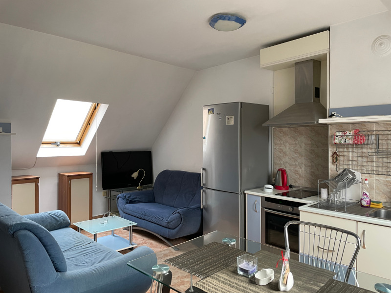 Дава под наем 2-СТАЕН, гр. Пловдив, Каменица 1, снимка 2 - Апартаменти - 53518002