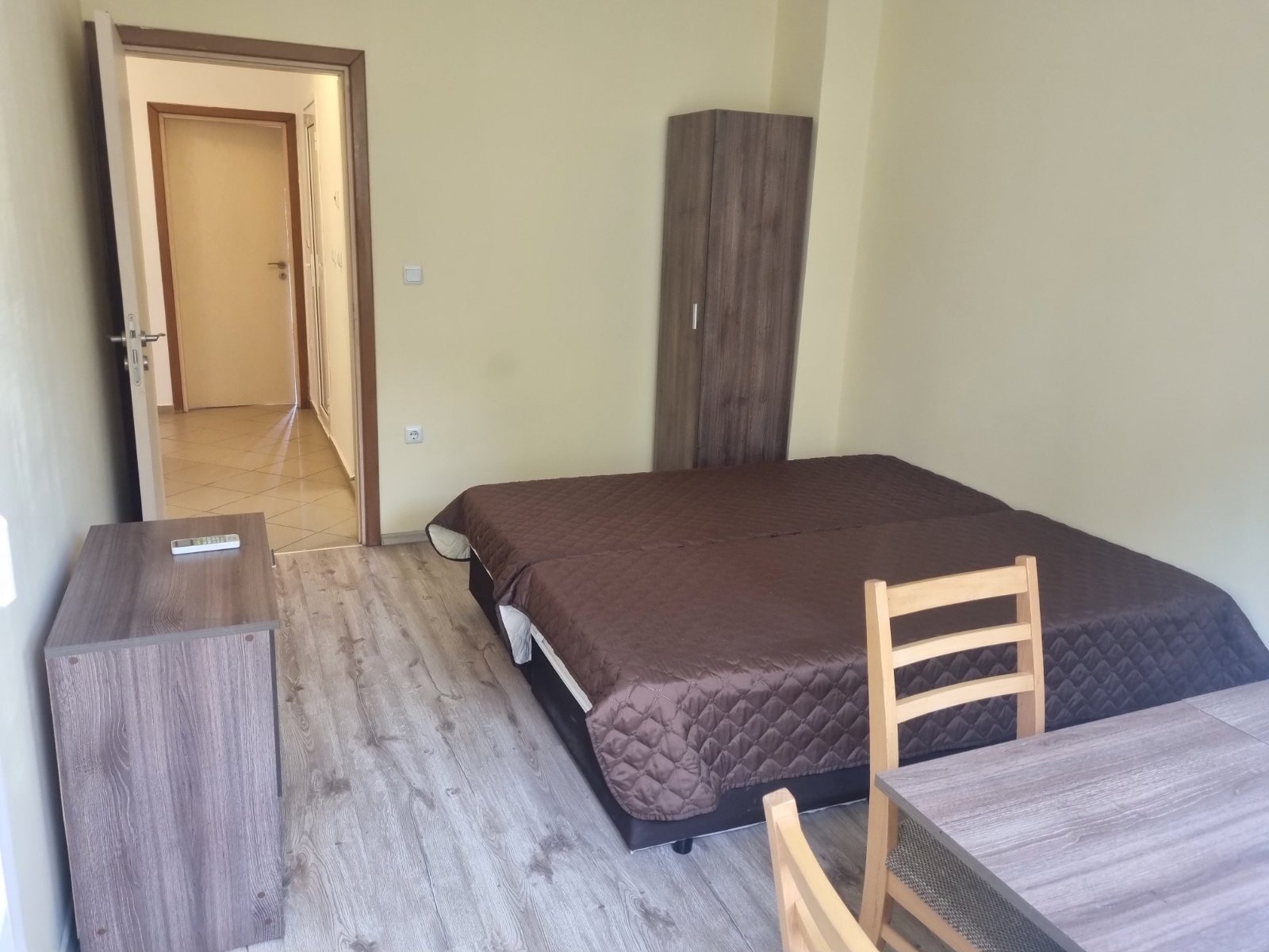 Дава под наем 3-СТАЕН, гр. Варна, Погреби, снимка 2 - Апартаменти - 54214692