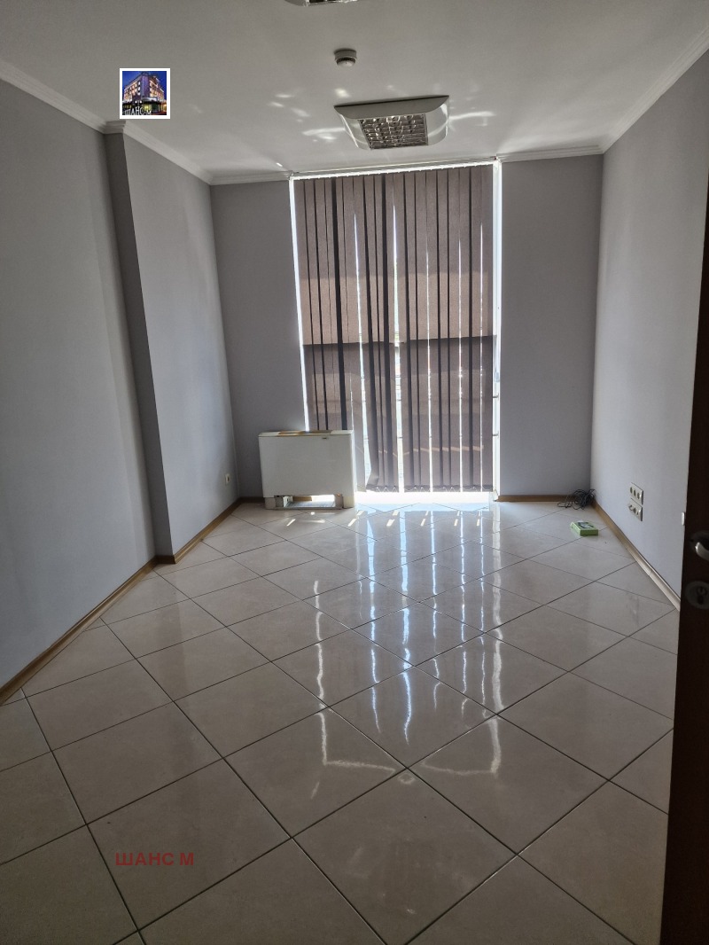 Til leje  Kontor Plovdiv , Tsentar , 62 kvm | 40985352 - billede [3]