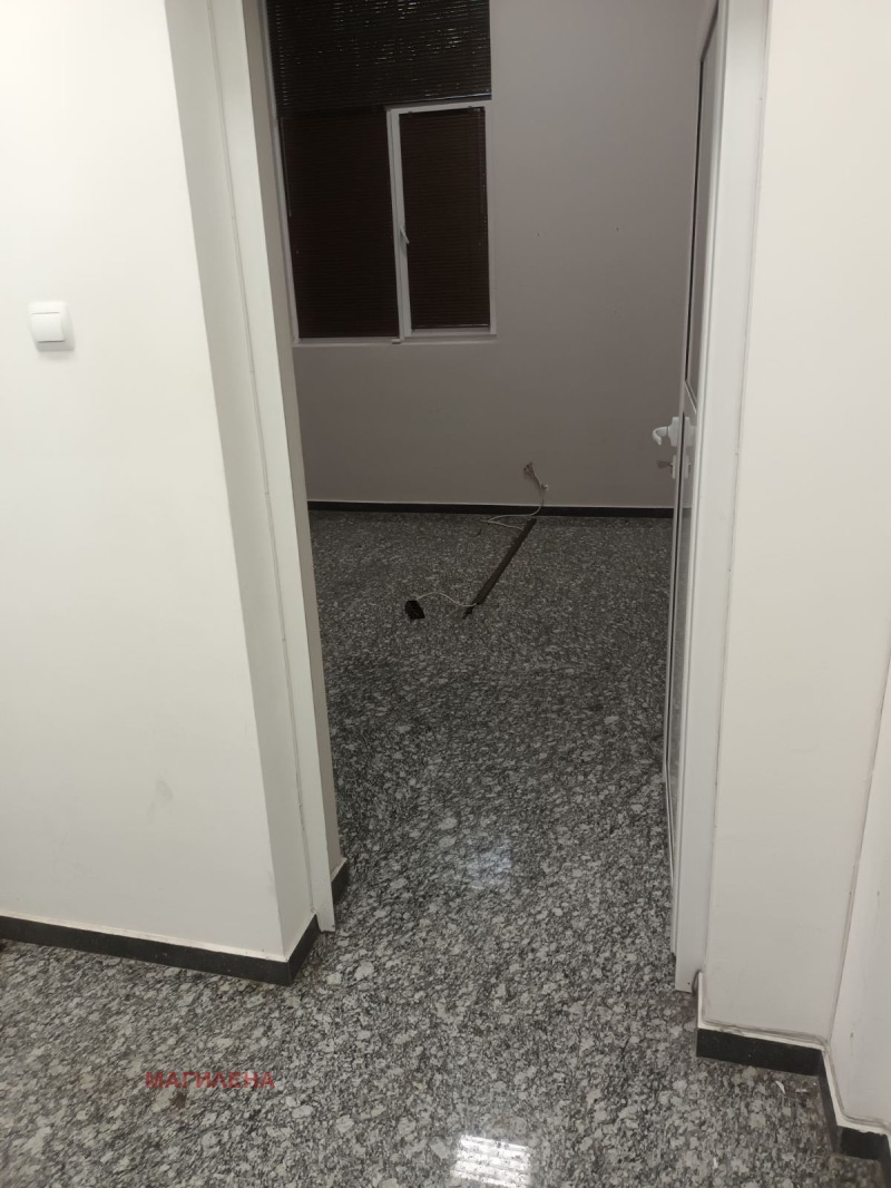Дава под наем  Магазин град Пловдив , Център , 80 кв.м | 91097088 - изображение [2]