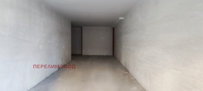 Под наем МАГАЗИН, област Стара Загора, гр. Казанлък • 1230 лв. / 628.89 € • 47613612 1