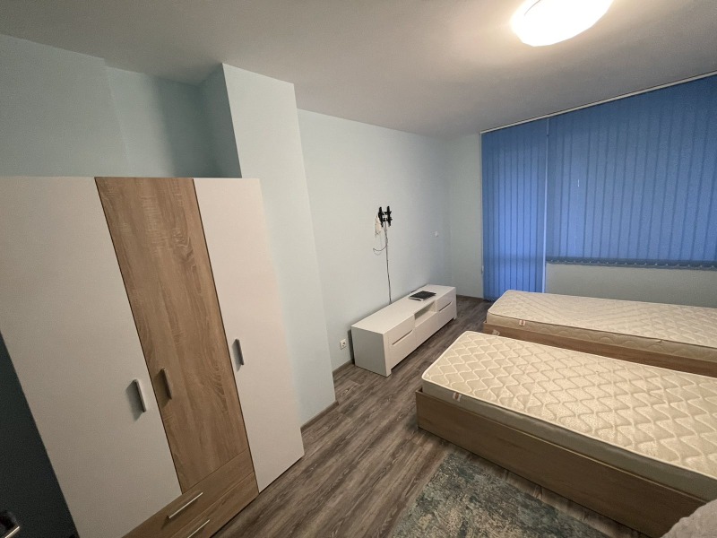 Zu vermieten  2 Schlafzimmer Burgas , Slawejkow , 120 qm | 28803572 - Bild [3]