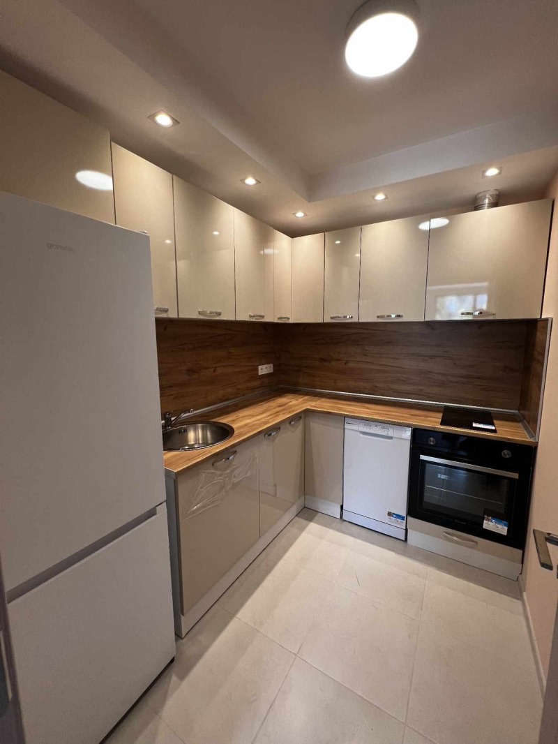Издаје се  1 спаваћа соба Софија , Драгалевци , 70 м2 | 50679372 - слика [3]
