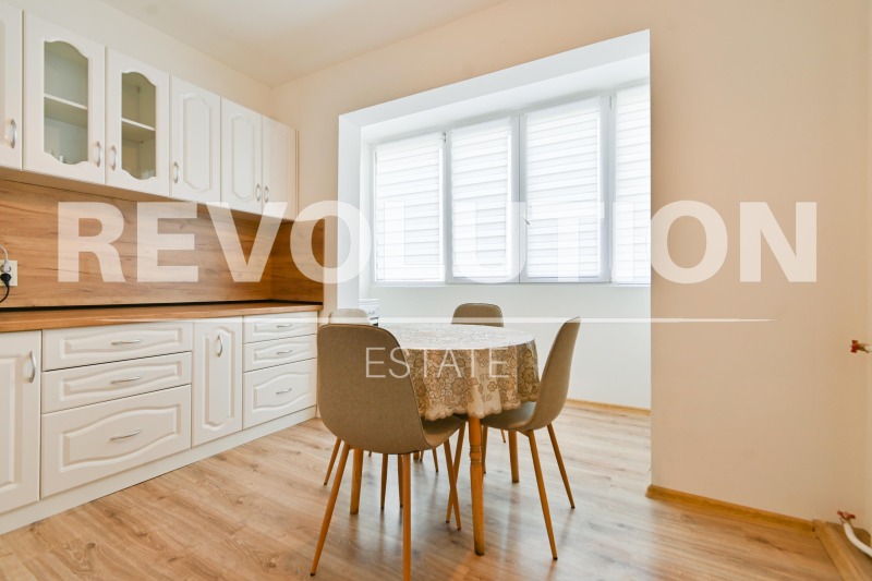 K pronájmu  3 ložnice Sofia , Banišora , 101 m2 | 52449844 - obraz [4]