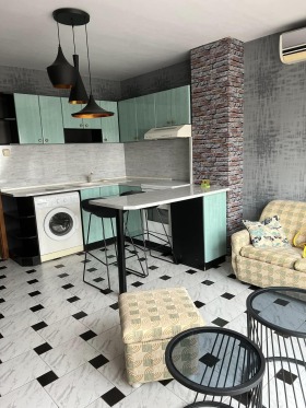 1 Schlafzimmer Karschijaka, Plowdiw