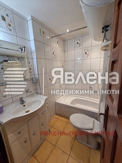 Дава под наем 3-СТАЕН, гр. Бургас, Възраждане, снимка 9 - Апартаменти - 55565876