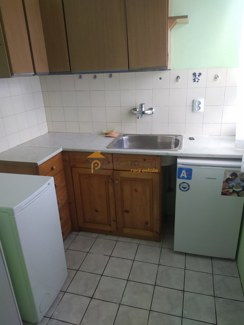 Дава под наем  1-стаен град Пловдив , Тракия , 36 кв.м | 73517300