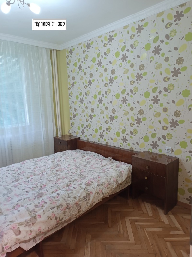 Дава под наем  2-стаен град Плевен , Идеален център , 65 кв.м | 70908162 - изображение [4]