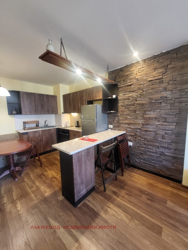 Дава под наем 2-СТАЕН, гр. София, Център