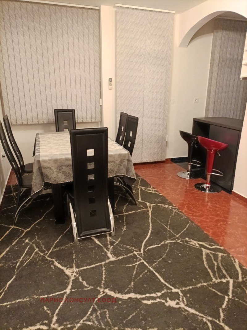 Дава под Наем 3-СТАЕН в град Пловдив, Център - 80 кв.м / 380 € » 743.22 лв., ПАРИС КОНСУЛТ ЕООД