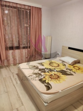 1 спаваћа соба Лјатно кино Тракија, Варна 3