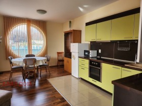 2 bedroom m-t Saltanat, Varna 3