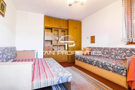 Maison m-t Sotira, Varna