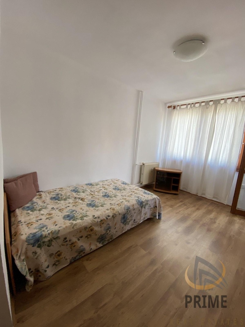 Дава под наем 3-СТАЕН, гр. Бургас, Лазур, снимка 4 - Апартаменти - 52137602