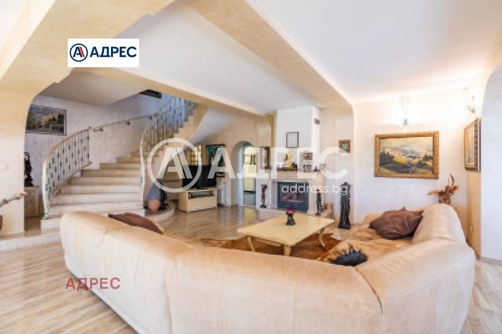 Дава под наем КЪЩА, гр. Варна, Бриз, снимка 5 - Къщи - 56353495