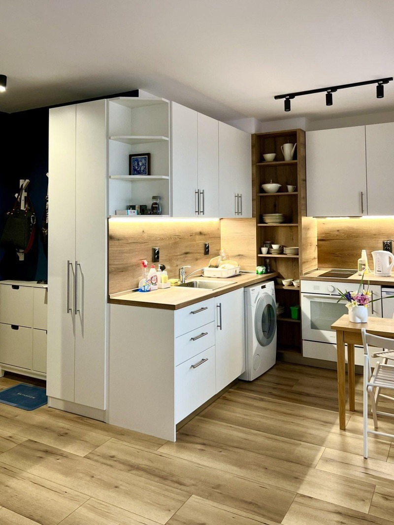 De inchiriat  Studio Burgas , Sarafovo , 40 mp | 34120829 - imagine [2]