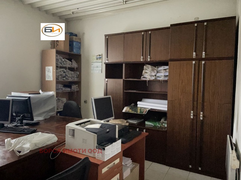 Дава под наем ОФИС, гр. Враца, Промишлена зона, снимка 2 - Офиси - 52721118