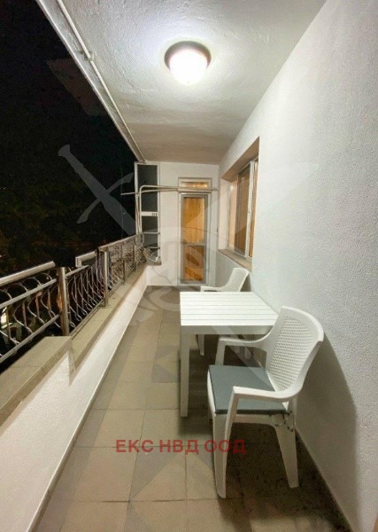 Дава под наем 4-СТАЕН, гр. Пловдив, Христо Смирненски, снимка 3 - Апартаменти - 52729224