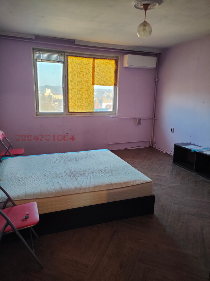 Дава под Наем 2-СТАЕН в град Монтана, Идеален център - 54 кв.м / 250 € » 488.96 лв.