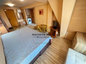 1 quarto Lazur, Burgas 9