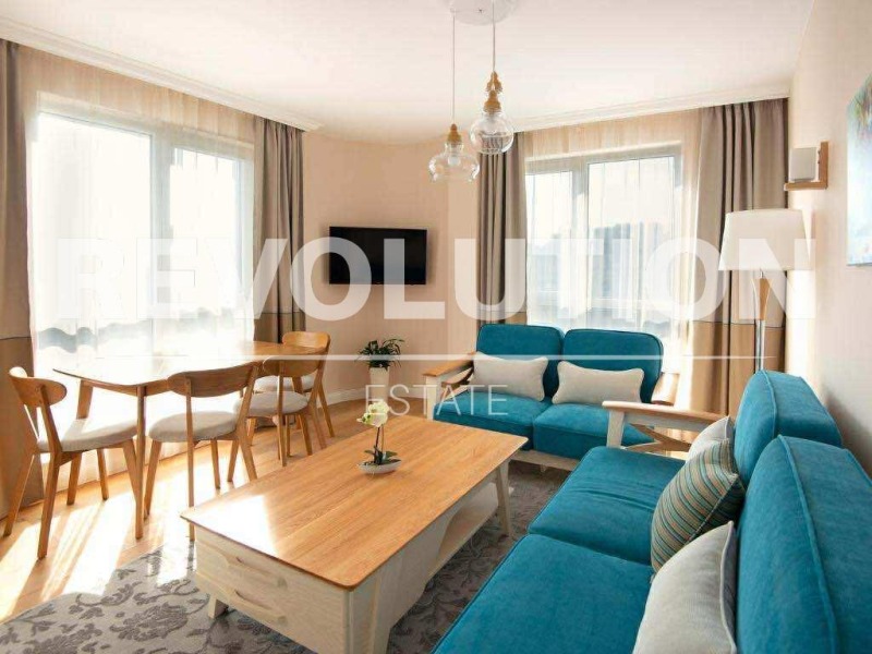 Zu vermieten  3 Schlafzimmer Warna , Zentar , 100 qm | 32325424