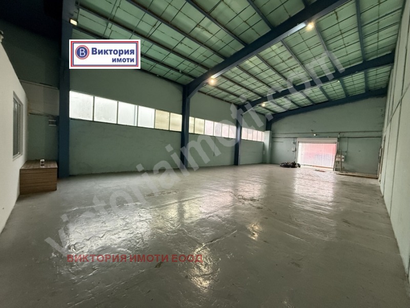 Дава под наем ПРОМ. ПОМЕЩЕНИЕ, гр. Велико Търново, Бузлуджа, снимка 2 - Производствени сгради - 52746217