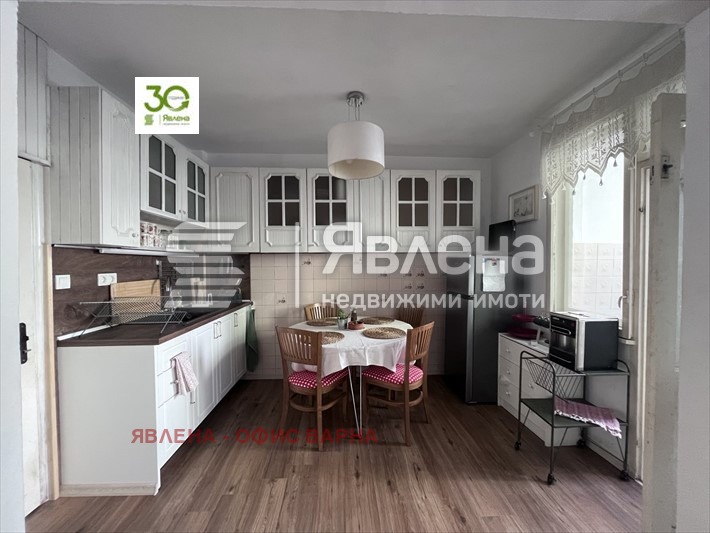 Дава под наем  3-стаен град Варна , Лятно кино Тракия , 140 кв.м | 22162195
