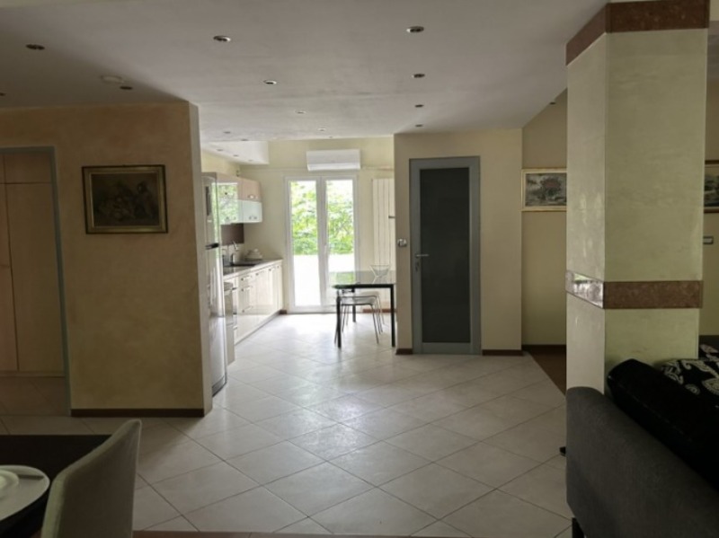 En renta  3+ dormitorios Sofia , Tsentar , 190 metros cuadrados | 98423618 - imagen [7]