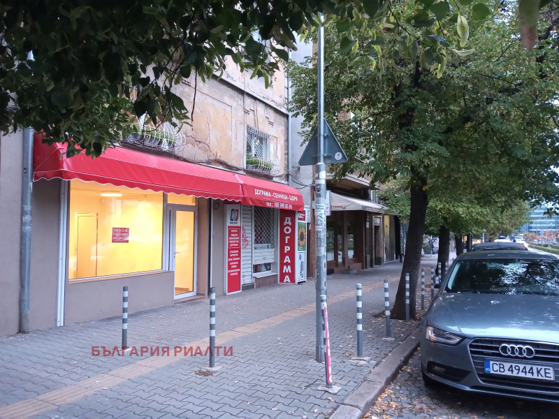 Издаје се  Схоп Софија , Центар , 63 м2 | 25565329