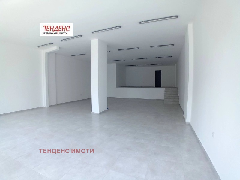 Дава под Наем МАГАЗИН в град Кърджали, Център - 150 кв.м / 1 022.58 € » 2 000 лв., ТЕНДЕНС ИМОТИ