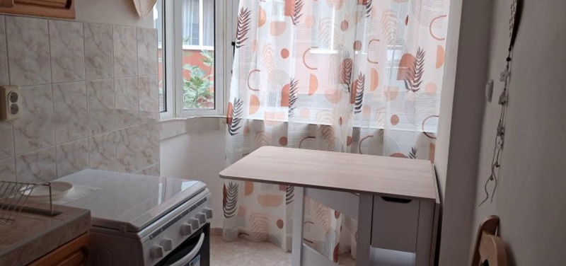 Til leie  2 soverom Plovdiv , Karsjijaka , 80 kvm | 82232649 - bilde [2]