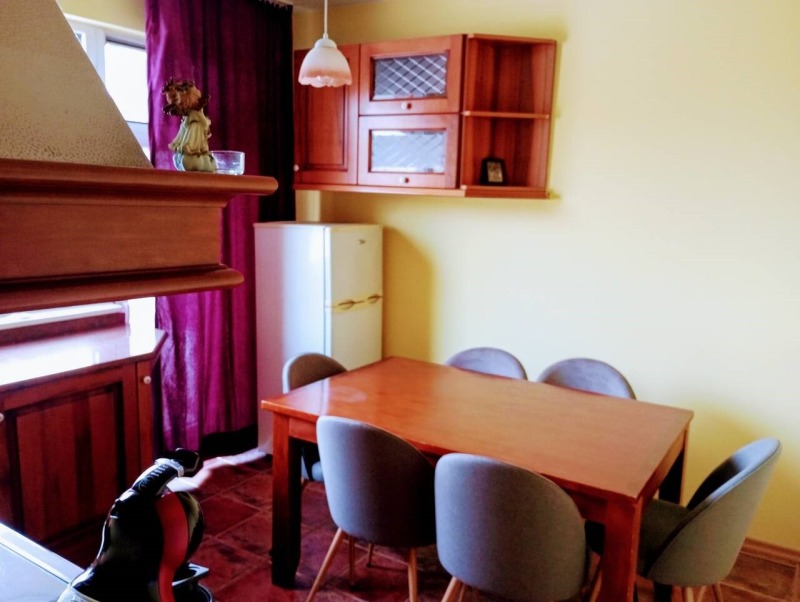 En renta  3+ dormitorios Plovdiv , Kyuchuk Parizh , 130 metros cuadrados | 38574313 - imagen [2]