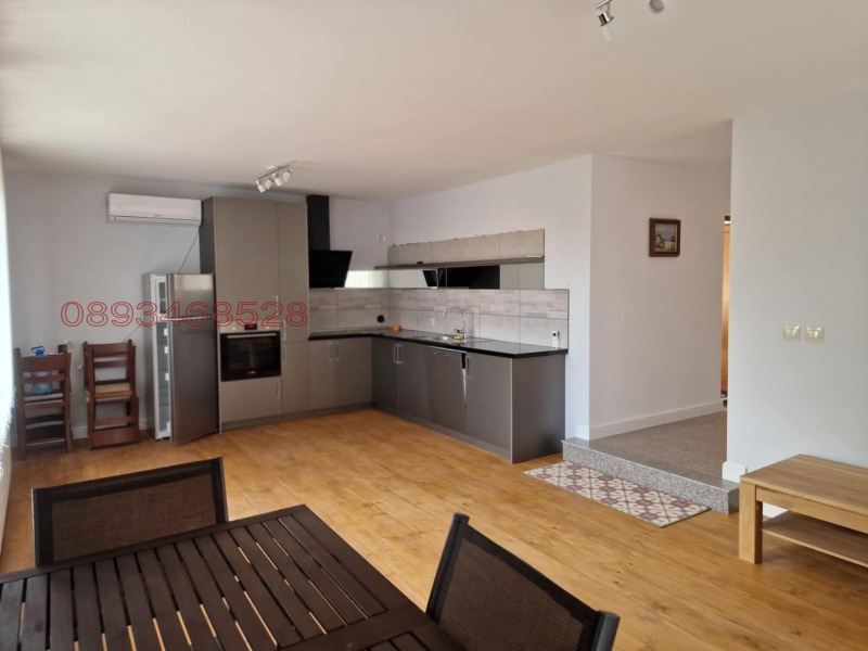 Дава под наем КЪЩА, гр. Мартен, област Русе, снимка 2 - Къщи - 52804819