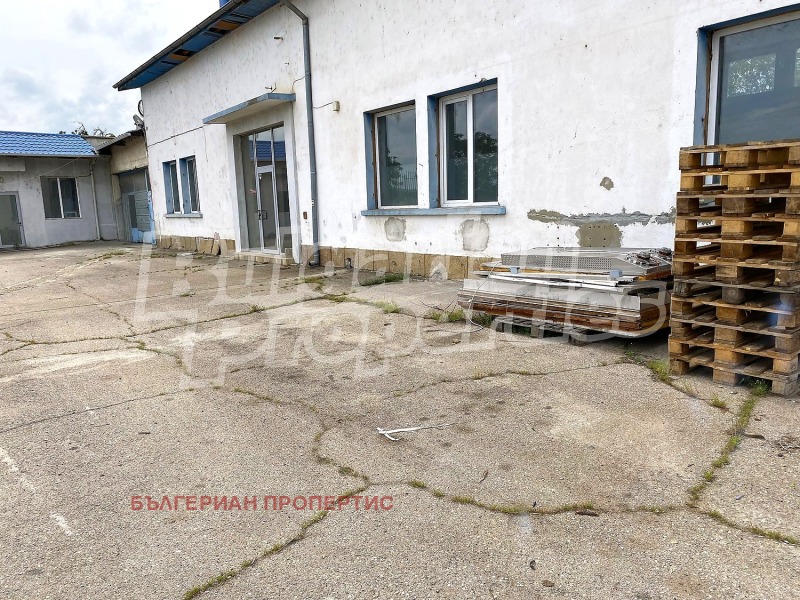 Дава под наем ПРОМ. ПОМЕЩЕНИЕ, с. Богомилово, област Стара Загора, снимка 2 - Производствени сгради - 53594387