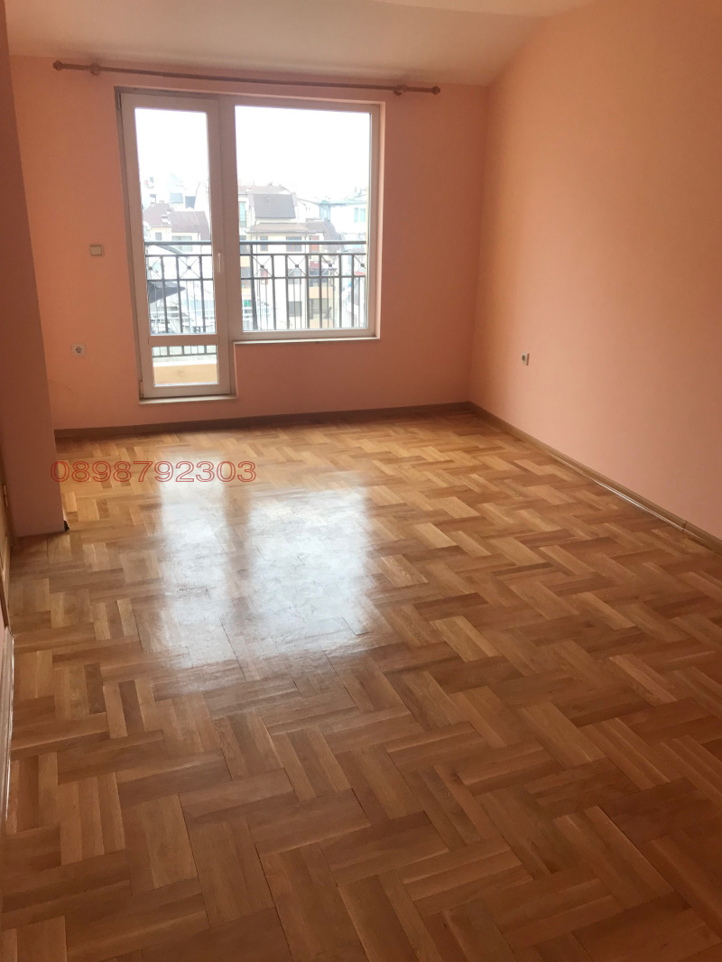 Дава под Наем 4-СТАЕН в град Варна, Лятно кино Тракия - 94 кв.м / 550 € » 1 075.71 лв.