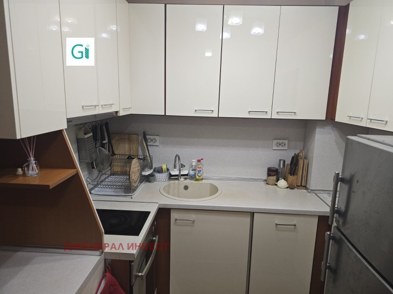 Дава под наем 3-СТАЕН, гр. Благоевград, Запад, снимка 3 - Апартаменти - 52439757