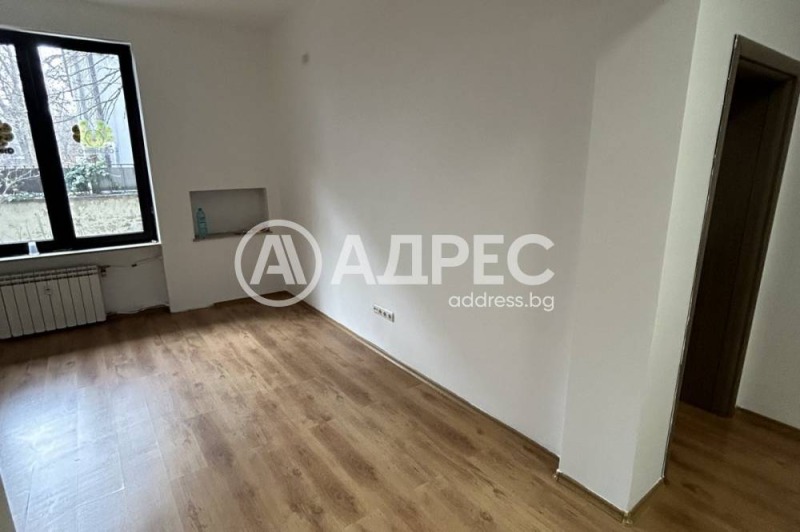 Te huur  Kantoor Sofia , Oborishte , 124 m² | 86621319 - afbeelding [10]