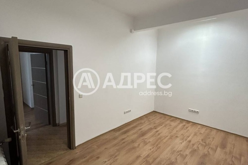 Te huur  Kantoor Sofia , Oborishte , 124 m² | 86621319 - afbeelding [4]