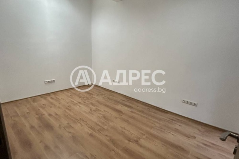 Te huur  Kantoor Sofia , Oborishte , 124 m² | 86621319 - afbeelding [3]