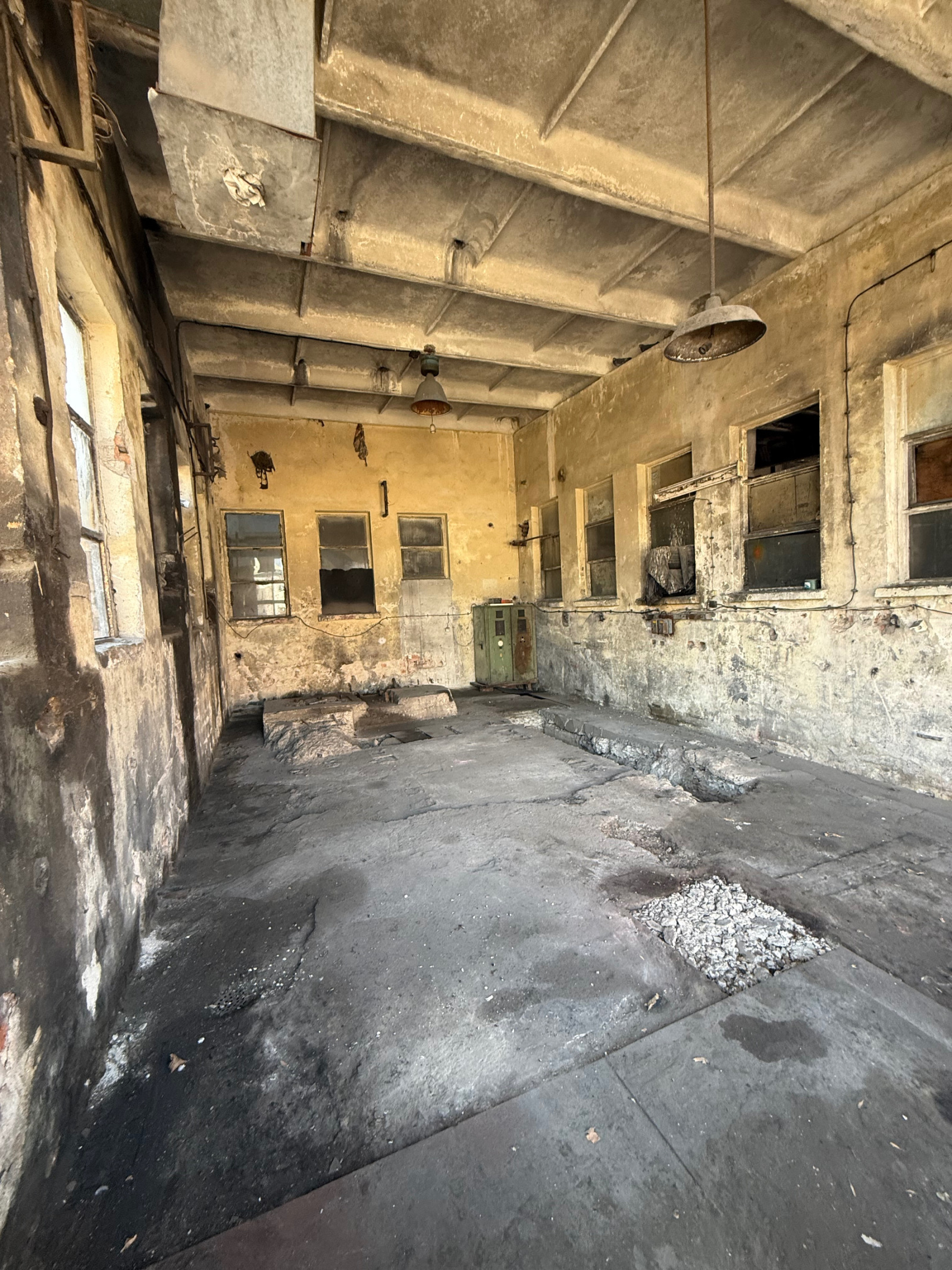 Дава под наем ПРОМ. ПОМЕЩЕНИЕ, гр. Плевен, Индустриална зона, снимка 3 - Производствени сгради - 53811457