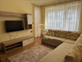 1 dormitorio Chayka, Varna