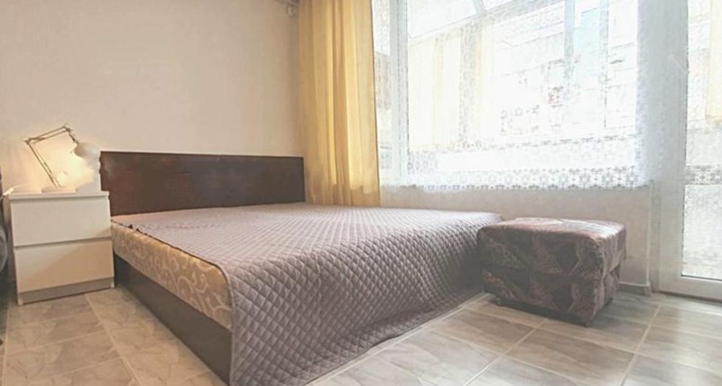 Kiadó  Stúdió Varna , VINS-Cserven ploshtad , 50 négyzetméter | 66803809 - kép [3]
