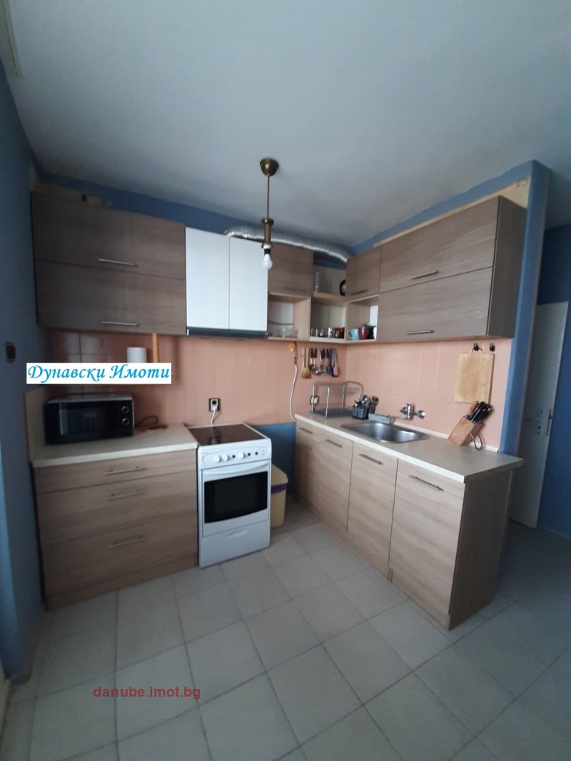 В оренду  1 спальня Русе , Център , 75 кв.м | 27108846
