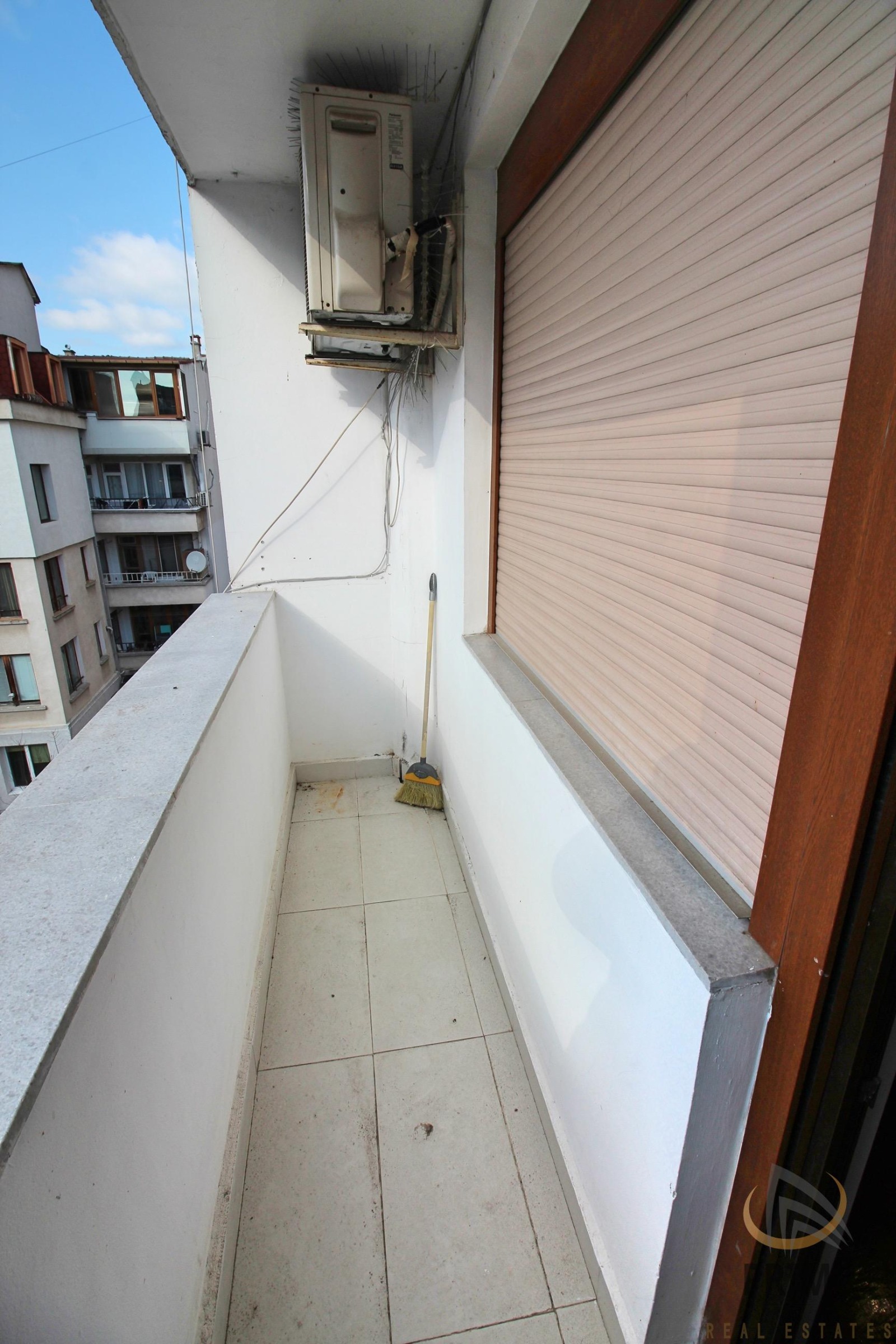 Дава под наем 2-СТАЕН, гр. Бургас, Център, снимка 13 - Апартаменти - 54273118