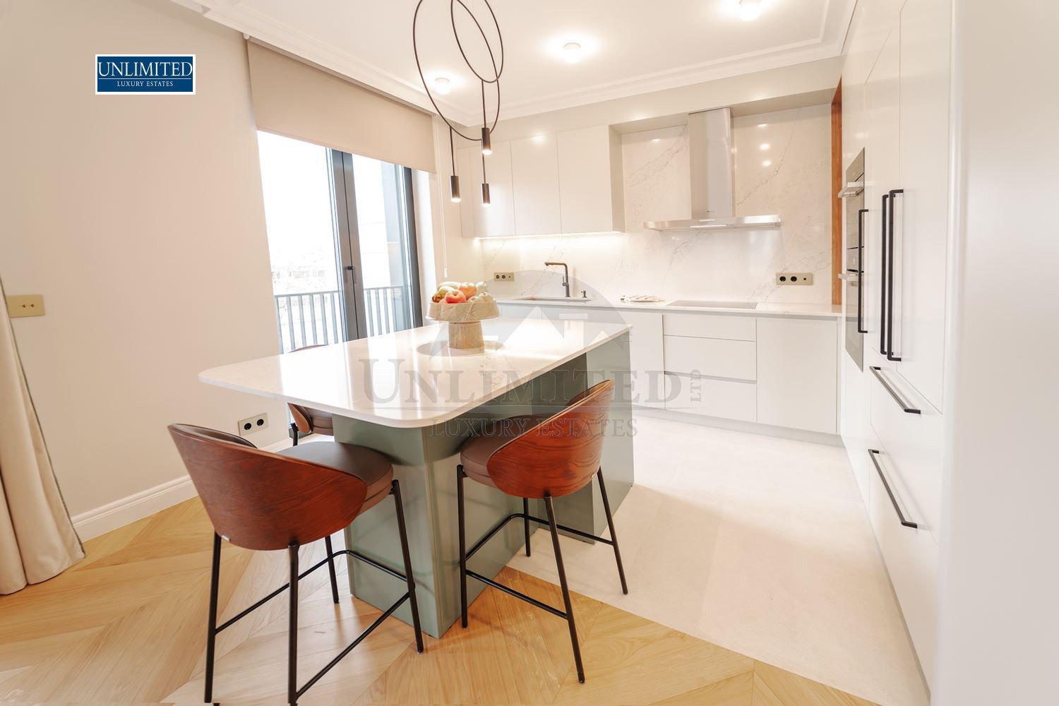 Дава под наем 4-СТАЕН, гр. София, Лозенец, снимка 4 - Апартаменти - 53858910