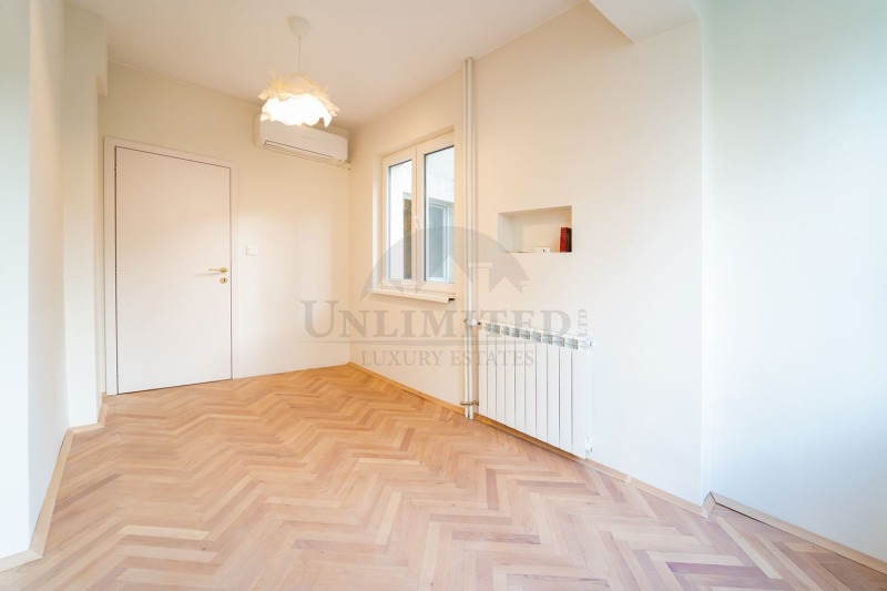 Te huur  2 slaapkamers Sofia , Doktorski pametnik , 65 m² | 88603846 - afbeelding [8]
