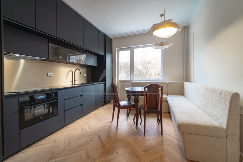 Te huur  2 slaapkamers Sofia , Doktorski pametnik , 65 m² | 88603846 - afbeelding [5]